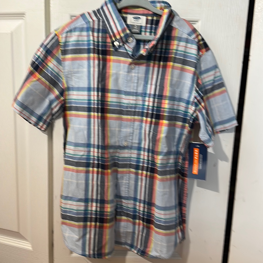 Built In Flex Button Down
